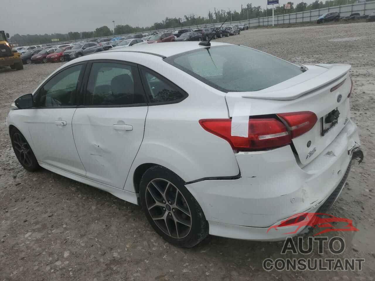 FORD FOCUS 2016 - 1FADP3F27GL397700