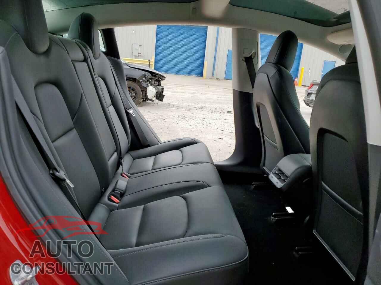 TESLA MODEL 3 2019 - 5YJ3E1EA7KF324332