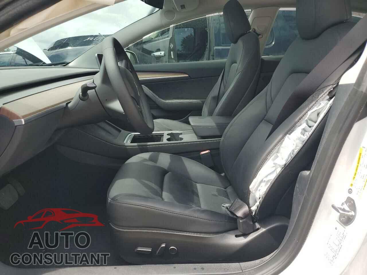 TESLA MODEL 3 2023 - 5YJ3E1EA5PF585286