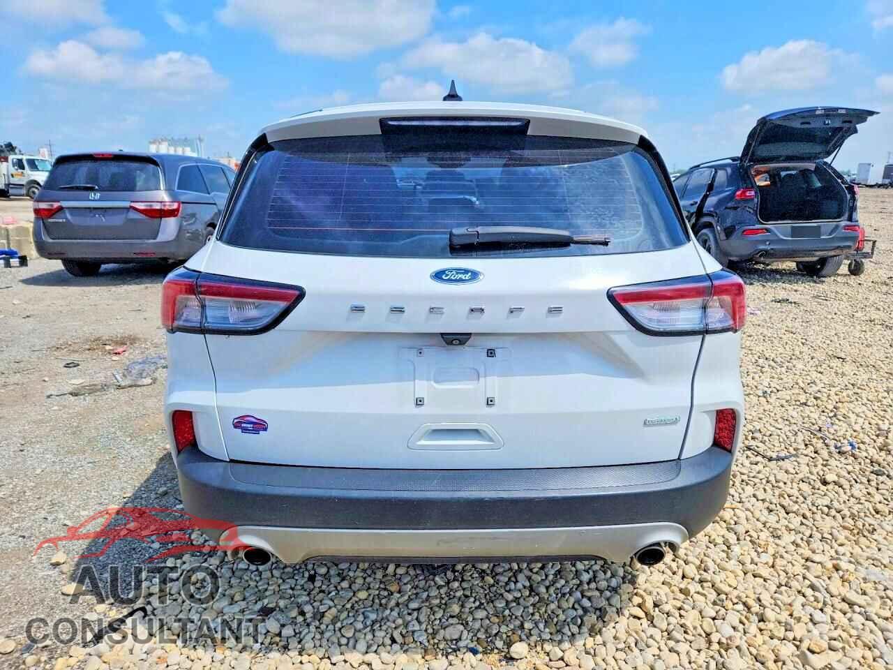 FORD ESCAPE 2020 - 1FMCU0F65LUA48843