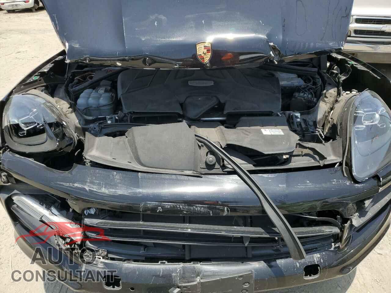 PORSCHE CAYENNE 2019 - WP1AA2AY9KDA09470