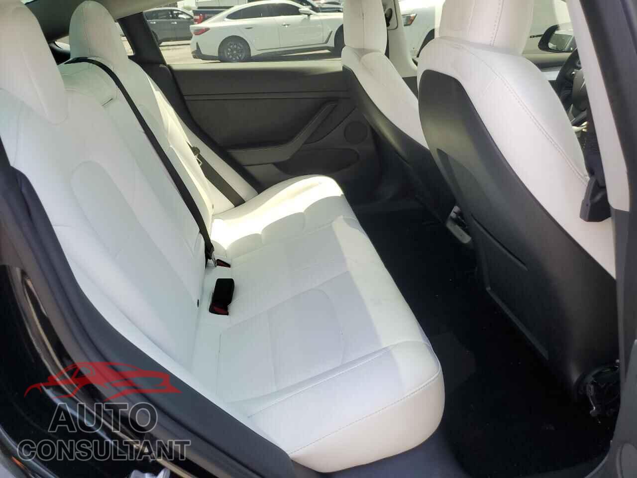 TESLA MODEL 3 2022 - 5YJ3E1EA2NF318085