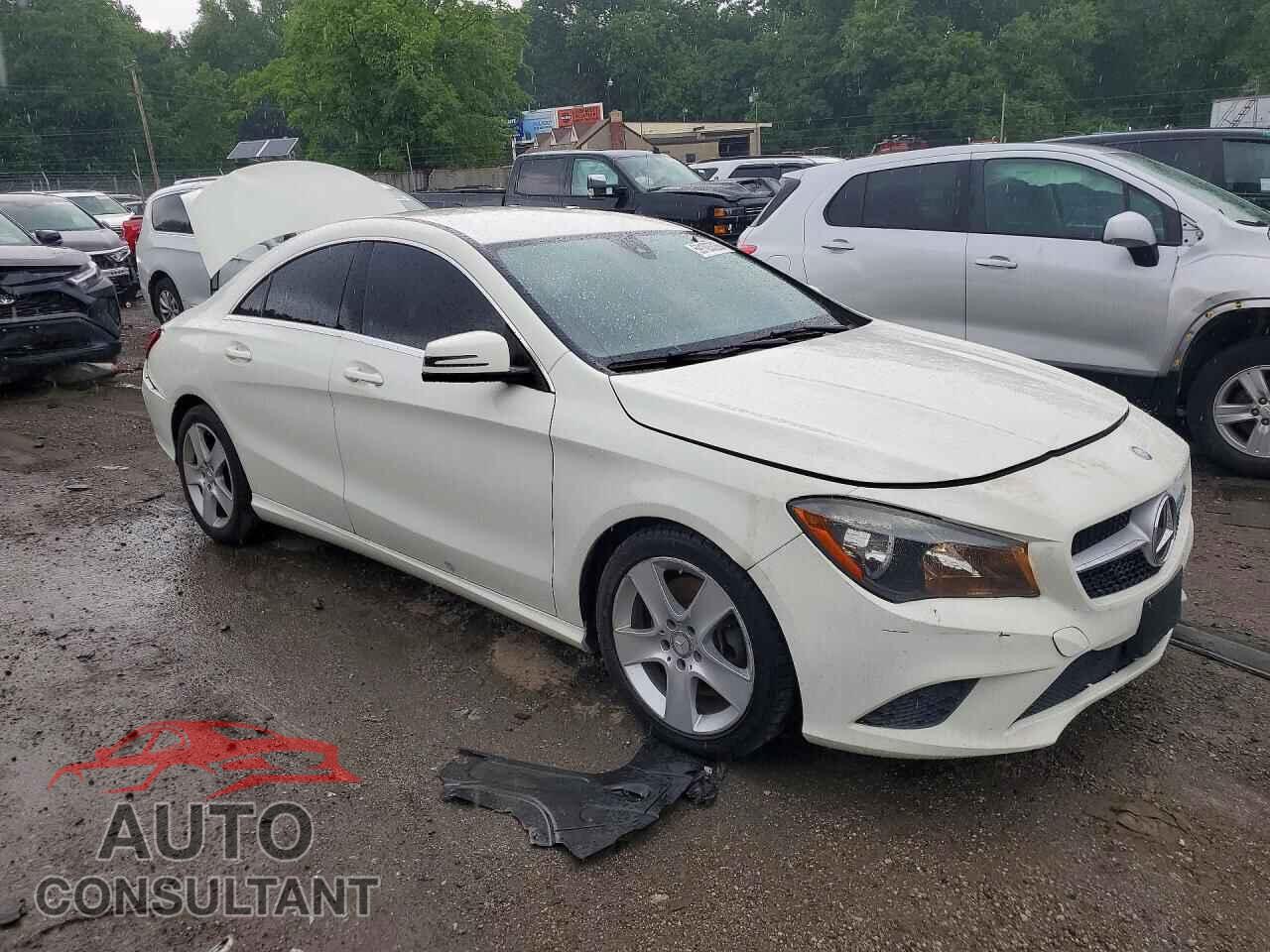MERCEDES-BENZ CLA-CLASS 2015 - WDDSJ4EB4FN281180