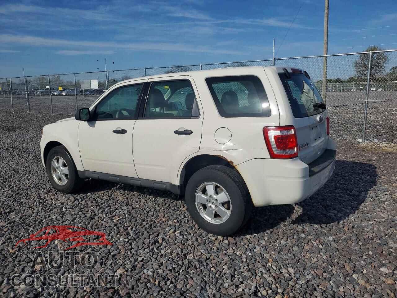 FORD ESCAPE 2011 - 1FMCU0C70CKB16538