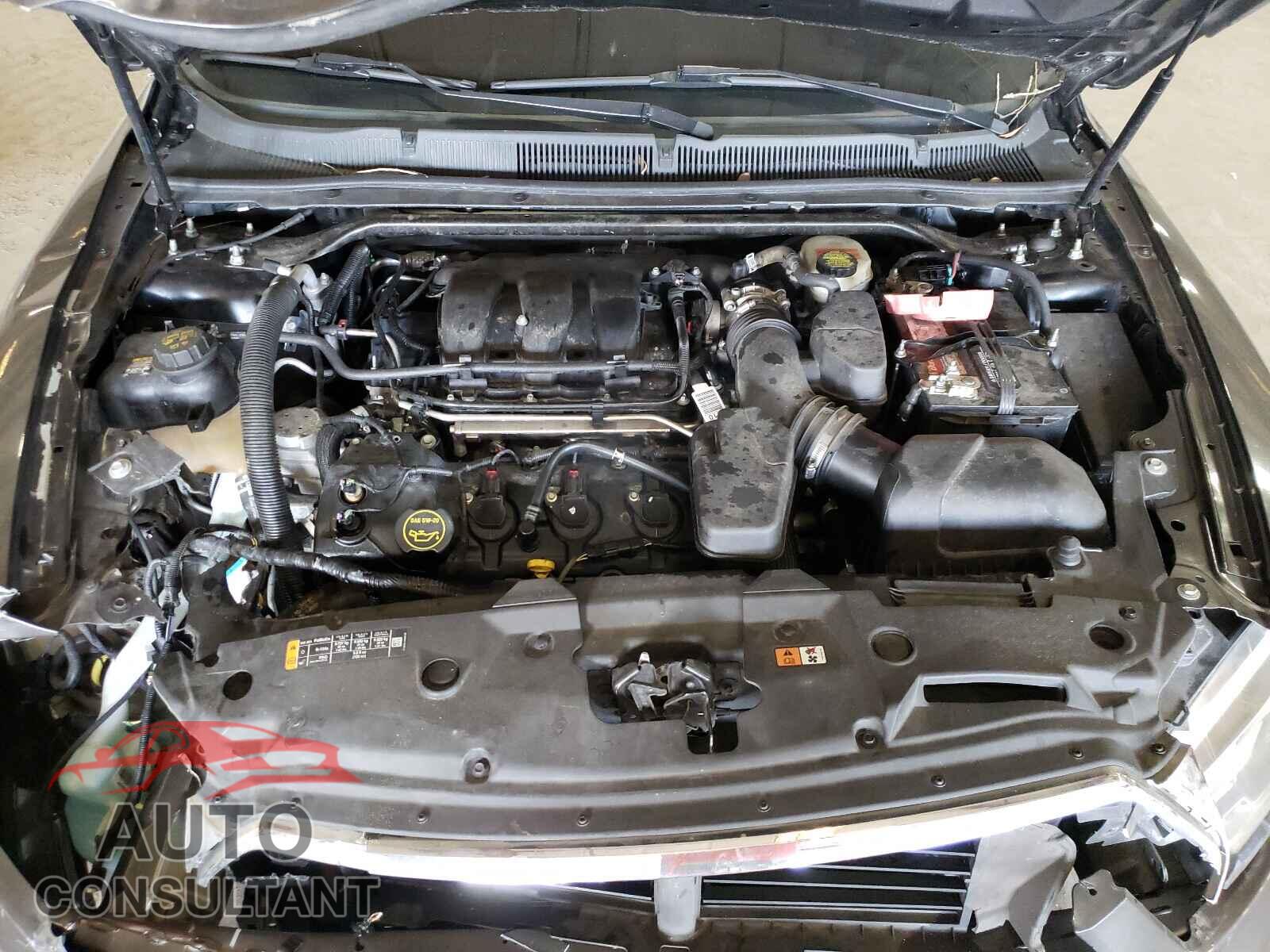 FORD TAURUS 2016 - 1FAHP2E85GG100398