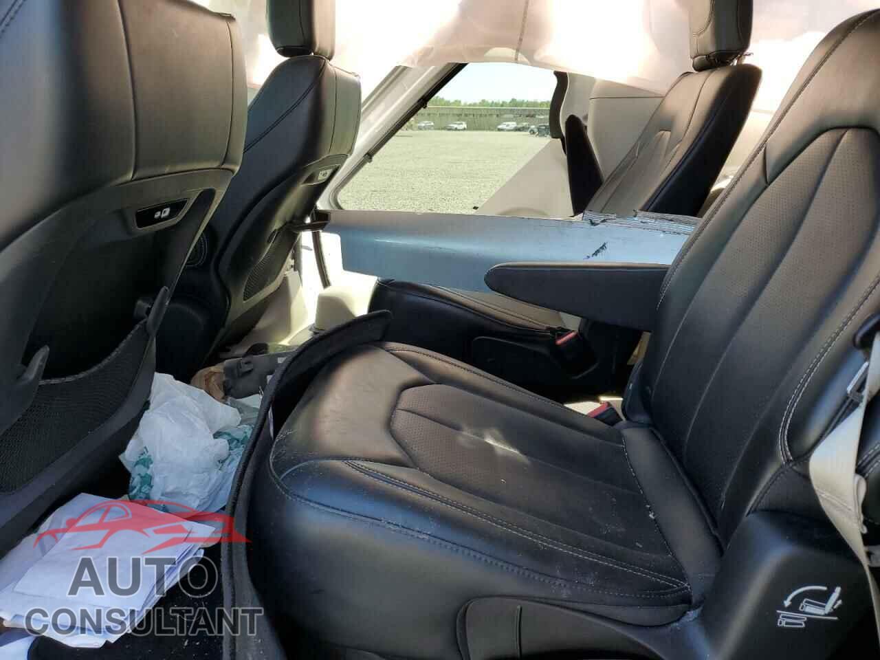 CHRYSLER PACIFICA 2024 - 2C4RC1BG9RR123104