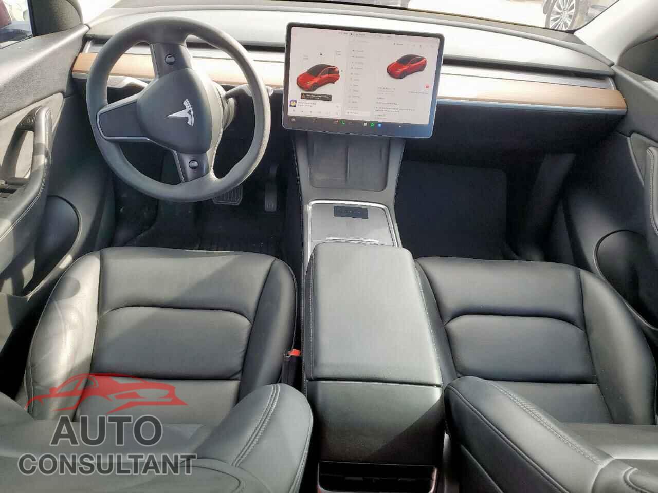 TESLA MODEL Y 2021 - 5YJYGAEE4MF143596