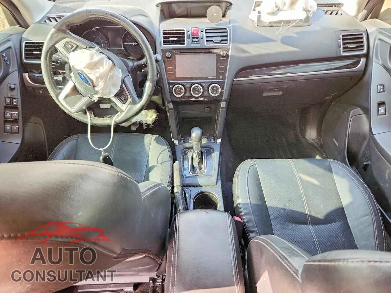 SUBARU FORESTER 2017 - JF2SJATC3HH417239