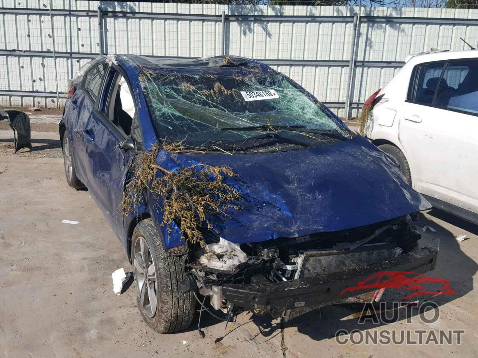 KIA FORTE 2018 - 3KPFL4A75JE218173