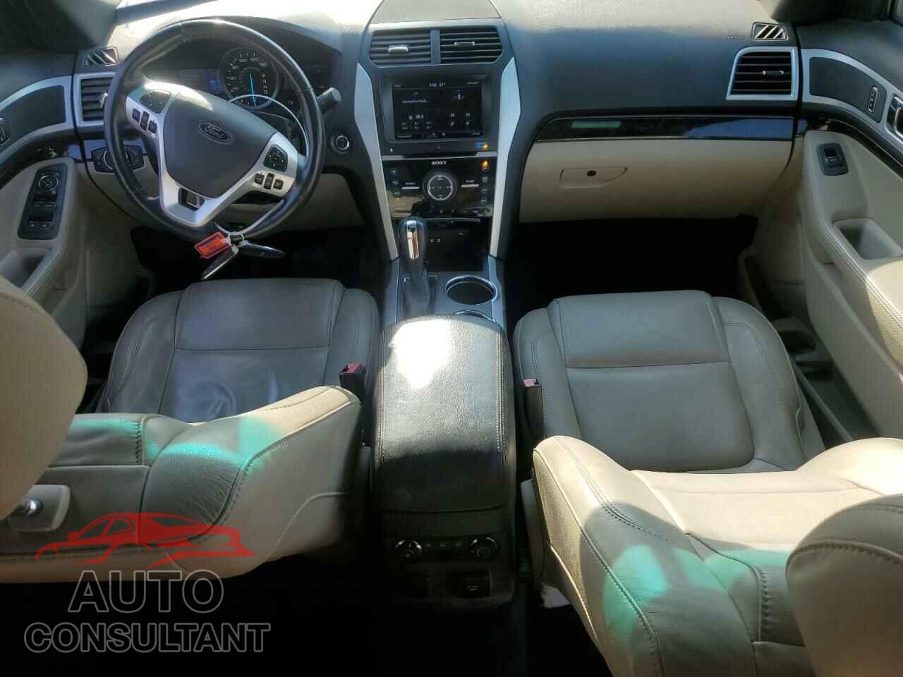 FORD EXPLORER 2013 - 1FM5K7F8XDGB54259