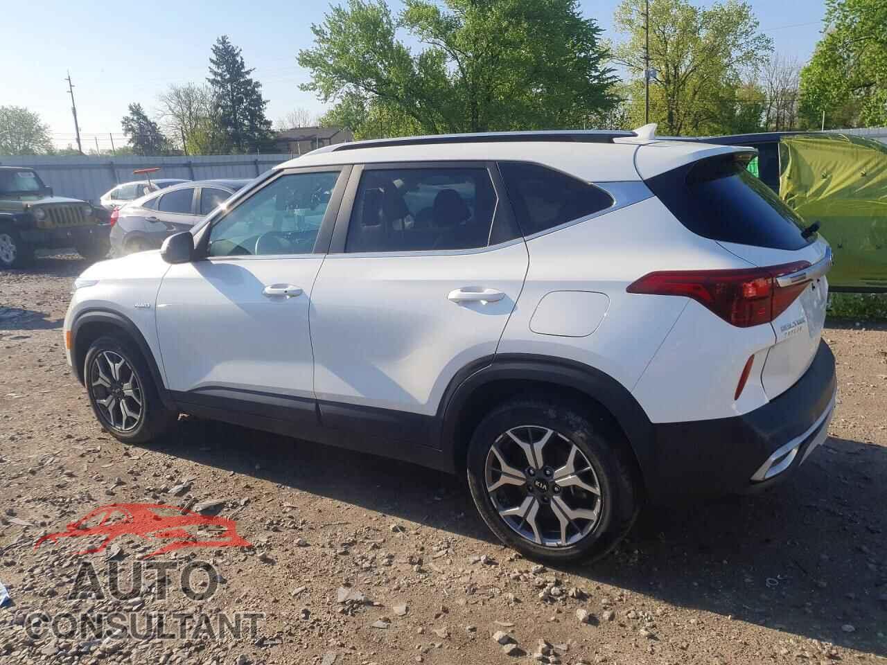 KIA SELTOS 2021 - KNDERCAA8M7141433