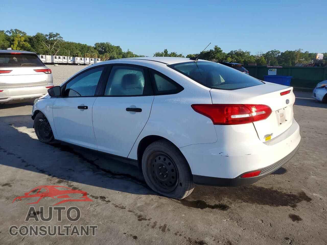 FORD FOCUS 2017 - 1FADP3E28HL269758