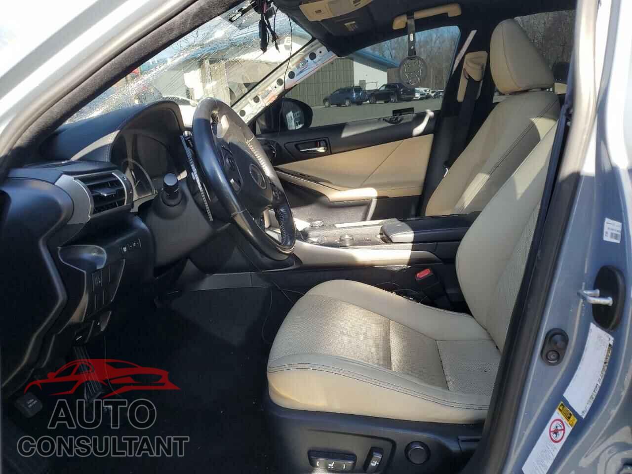 LEXUS IS 2016 - JTHCM1D2XG5010193