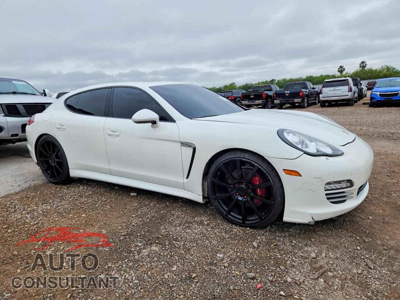 PORSCHE PANAMERA 2011 - WP0AA2A74BL011156