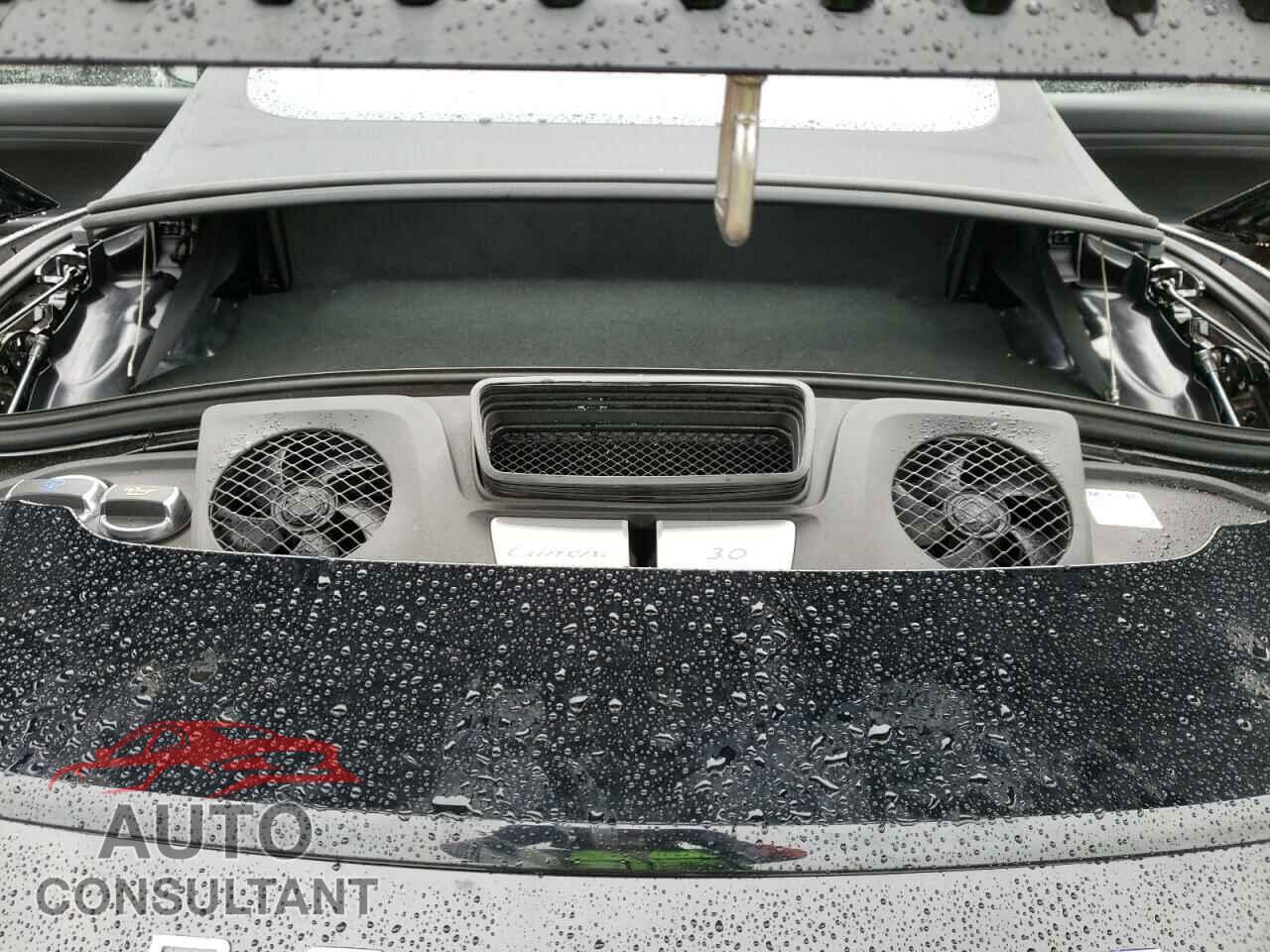 PORSCHE 911 2017 - WP0CA2A95HS141200