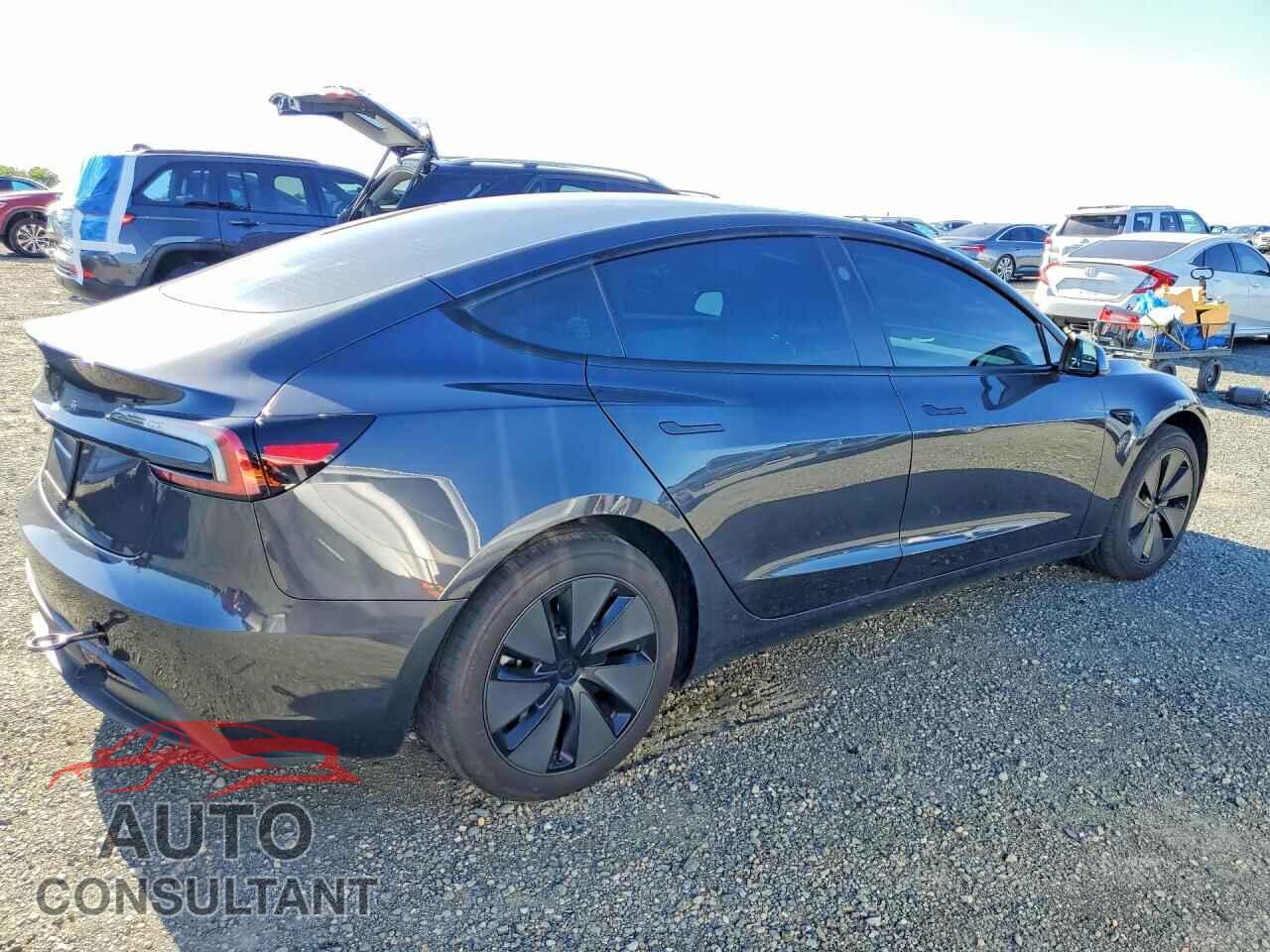 TESLA MODEL 3 2025 - 5YJ3E1EA2SF987176