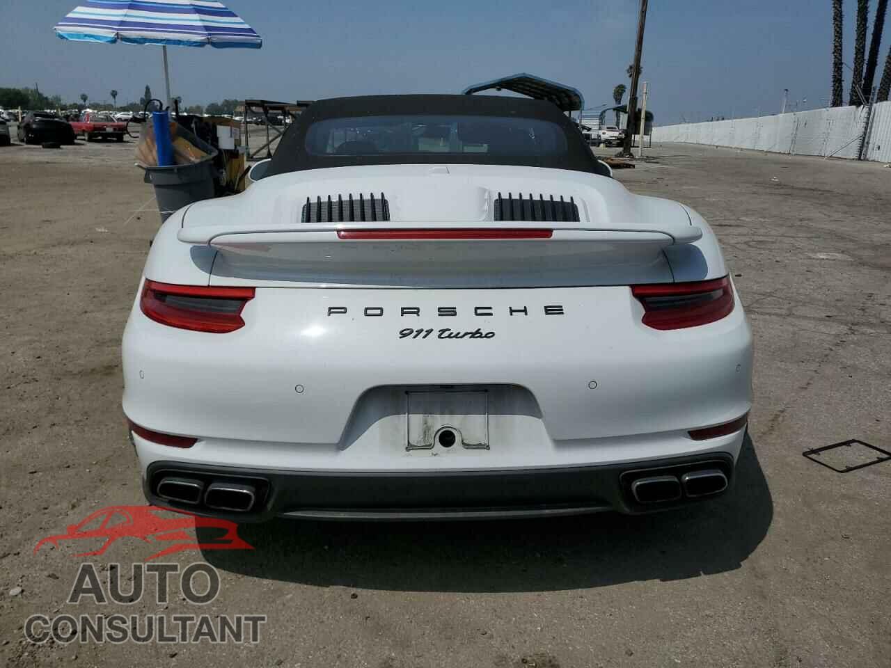 PORSCHE 911 2018 - WP0CD2A95JS162366