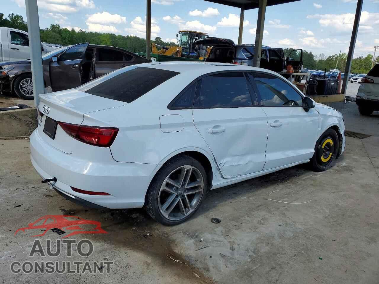 AUDI A3 2017 - WAUAUGFF2H1033808