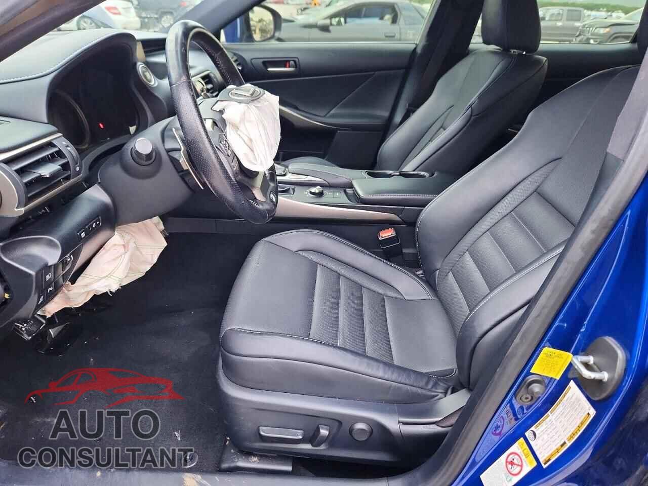 LEXUS IS 2019 - JTHBA1D20K5087670