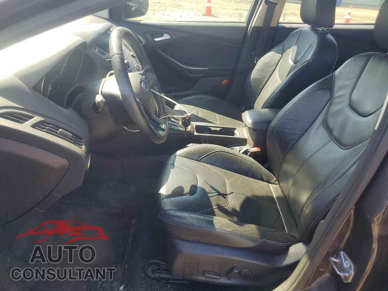 FORD FOCUS 2016 - 1FADP3K23GL304046