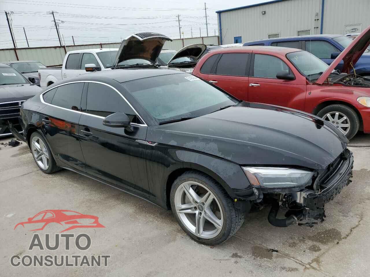 AUDI A5 2021 - WAUDACF56MA017319
