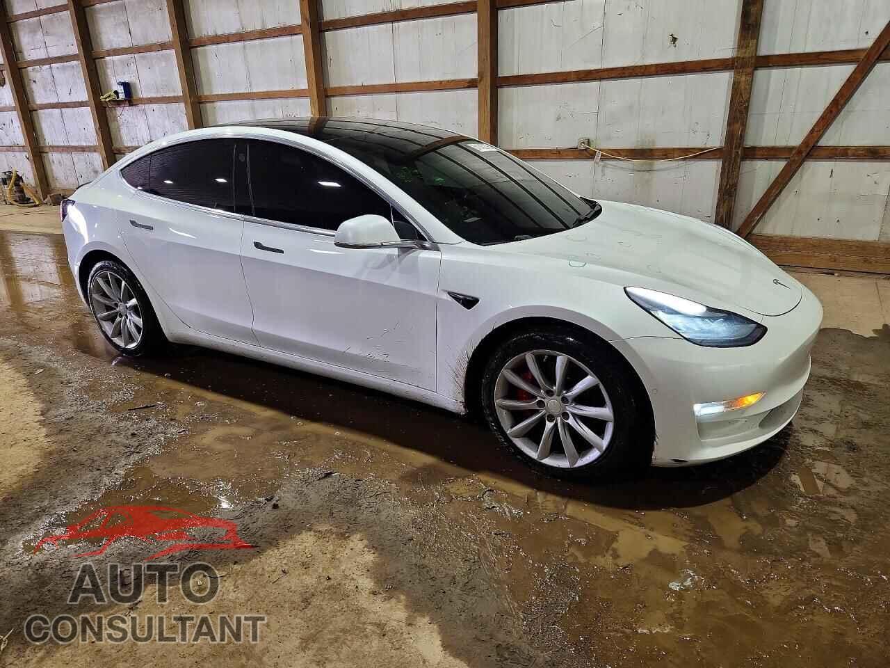 TESLA MODEL 3 2019 - 5YJ3E1EB7KF413665