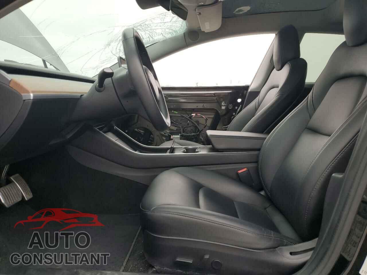 TESLA MODEL 3 2018 - 5YJ3E1EA5JF122667