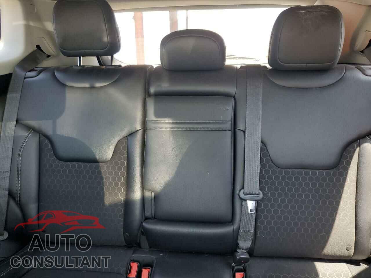 JEEP COMPASS 2017 - 3C4NJDBB0HT680831