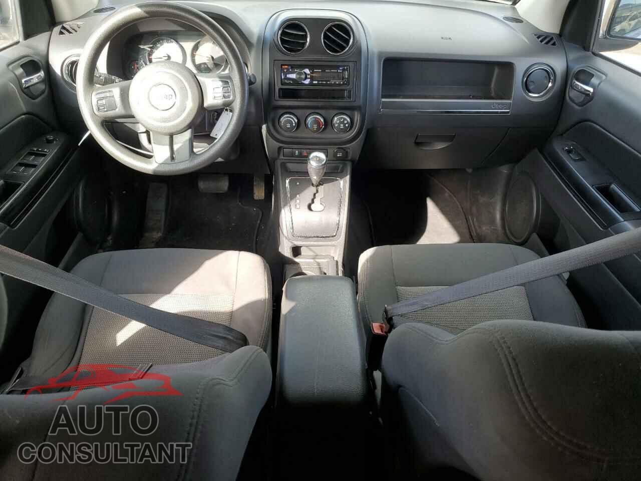 JEEP COMPASS 2011 - 1J4NF1FB4BD164330
