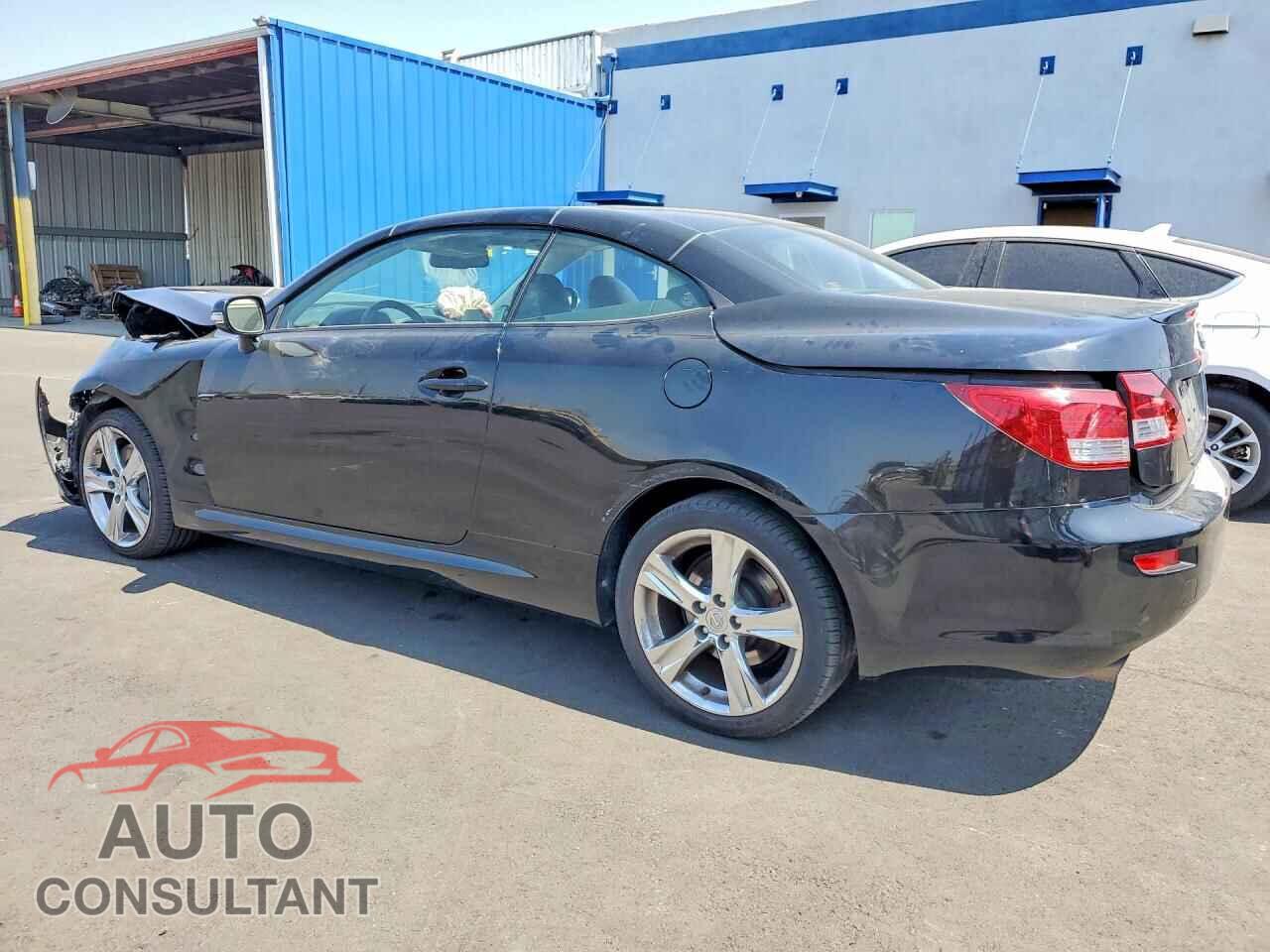 LEXUS IS 2012 - JTHFE2C28C2508129