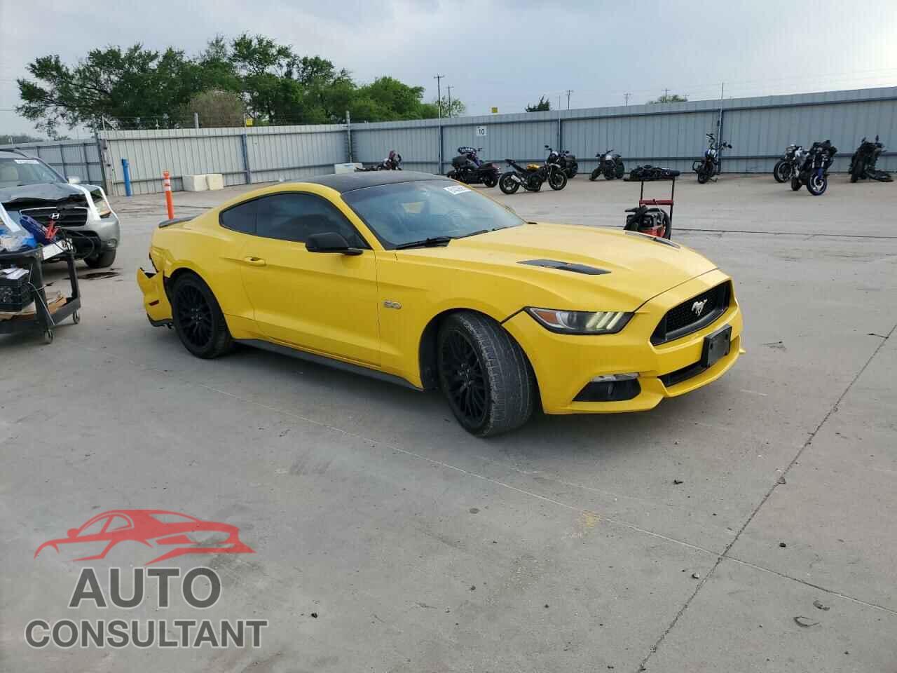FORD MUSTANG 2017 - 1FA6P8CF8H5317257