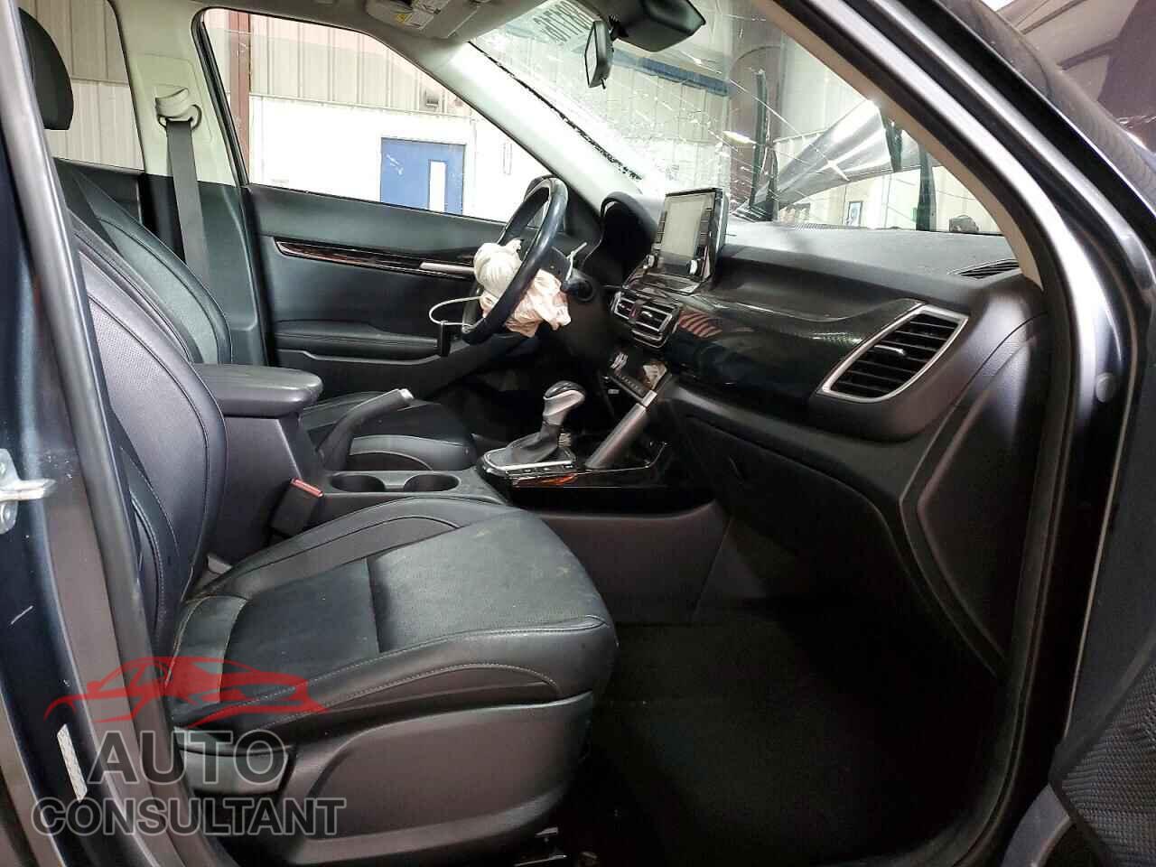KIA SELTOS 2021 - KNDERCAA3M7185517