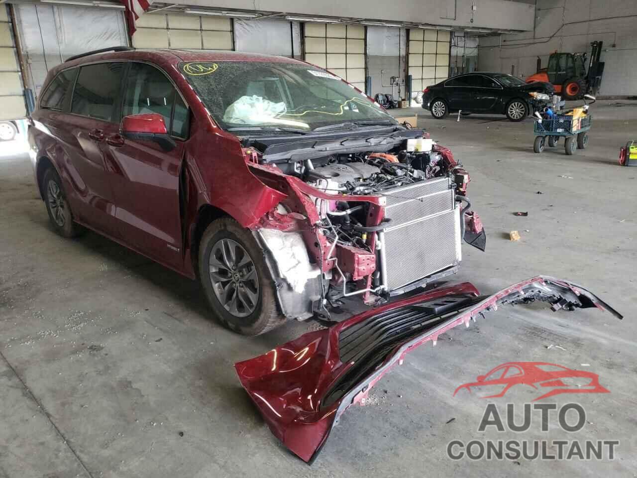 TOYOTA SIENNA 2021 - 5TDBSKFC0MS020350