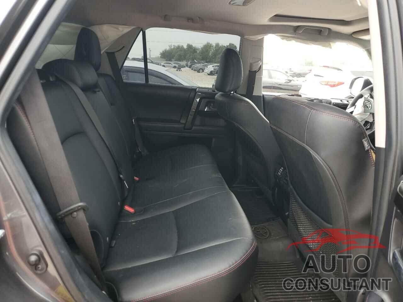 TOYOTA 4RUNNER 2022 - JTERU5JR2N6085655