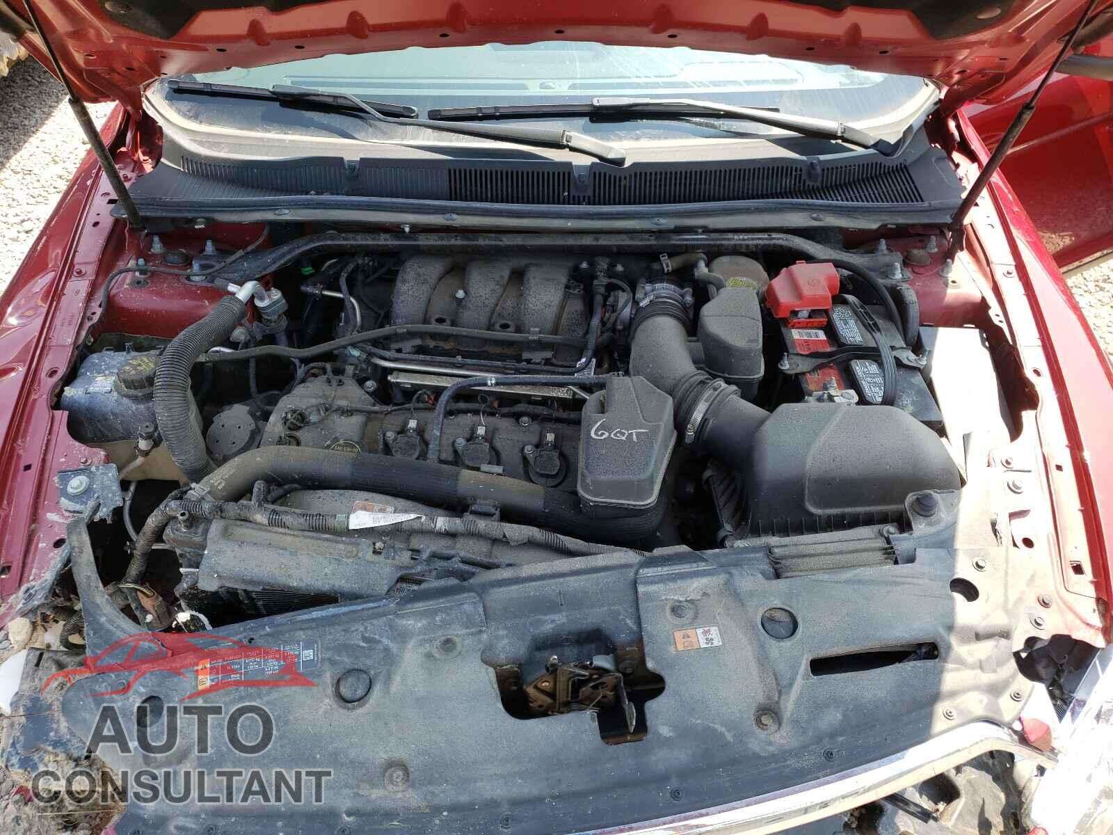 FORD TAURUS 2018 - 1FAHP2H89JG105008