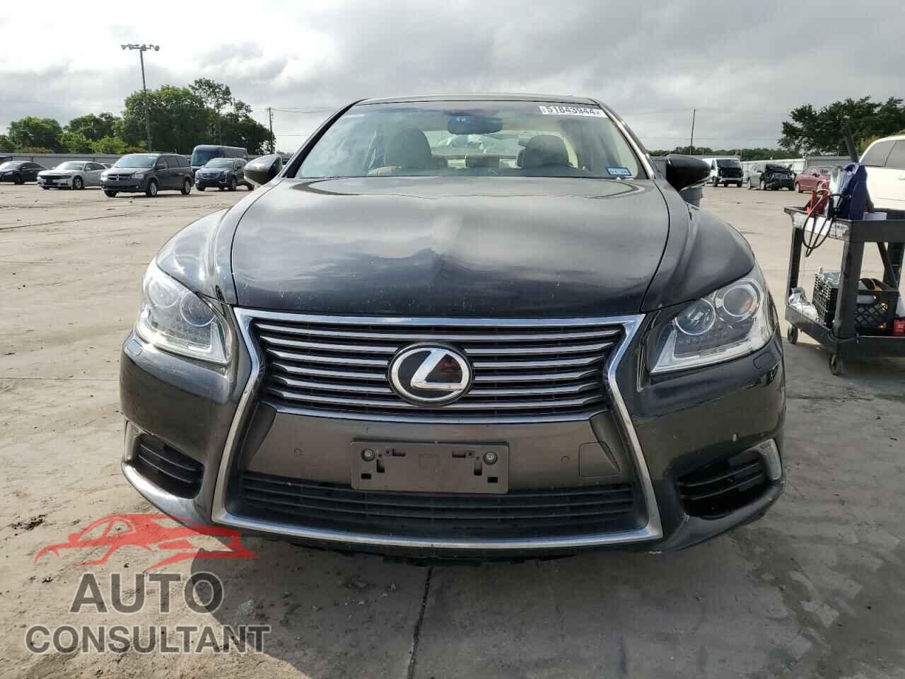 LEXUS LS460 2016 - JTHBL5EF3G5139349