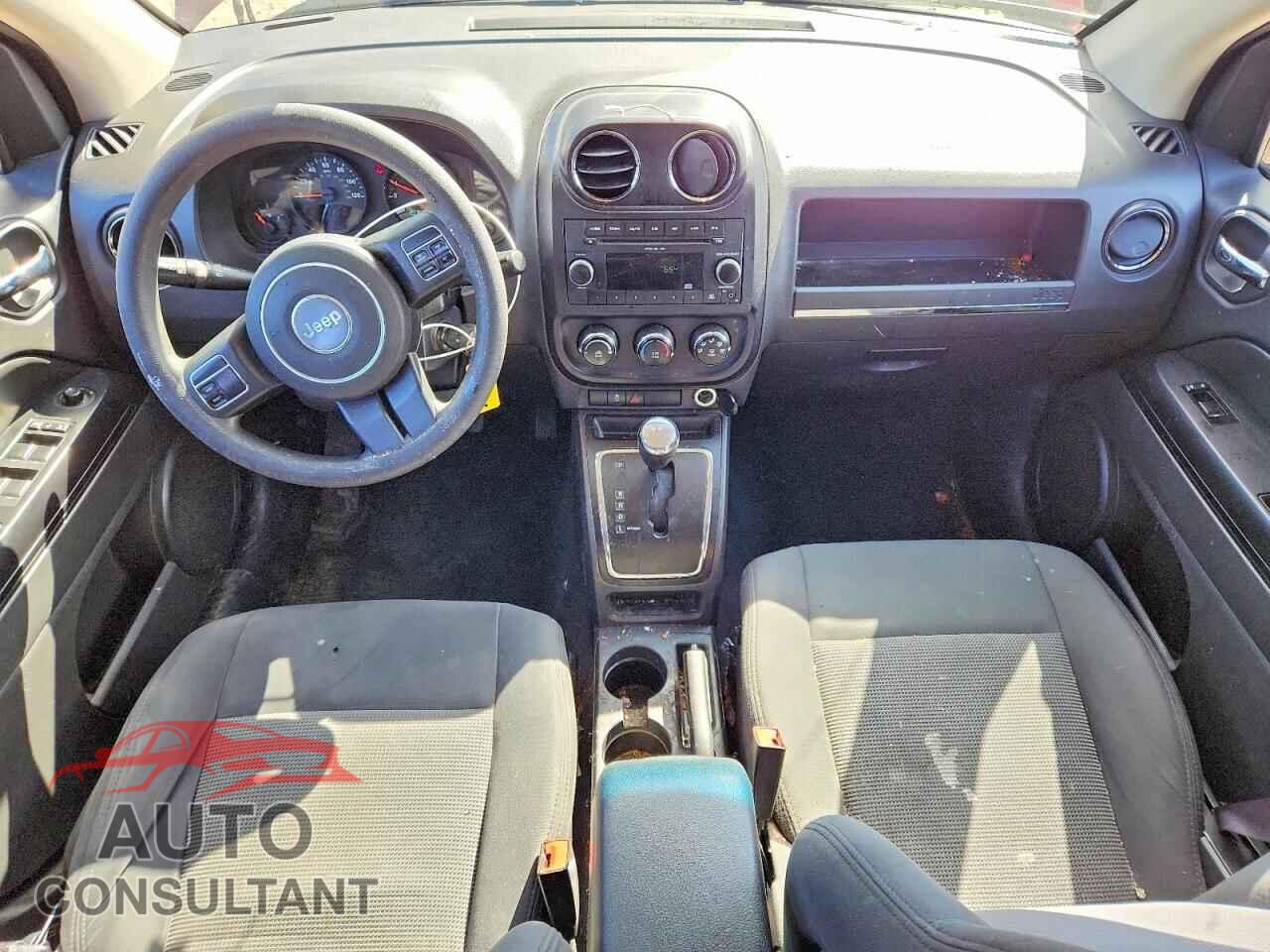 JEEP COMPASS 2011 - 1J4NF1FB2BD176525