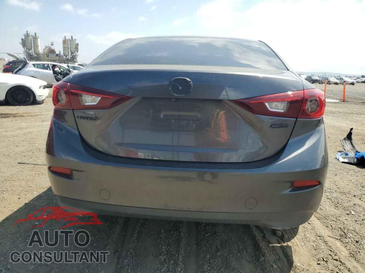 MAZDA 3 2017 - 3MZBN1U76HM111634