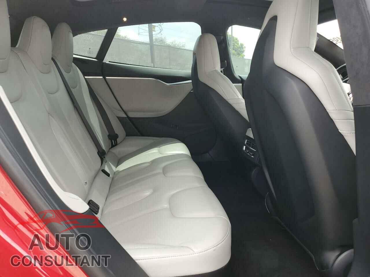 TESLA MODEL S 2016 - 5YJSA1E42GF127593