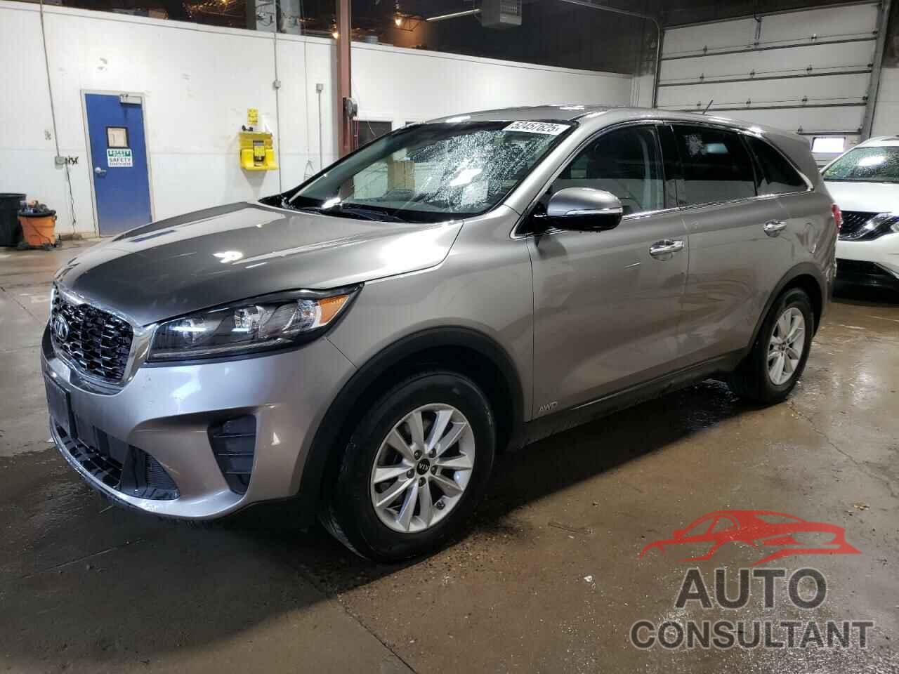 KIA SORENTO 2019 - 5XYPGDA52KG442741