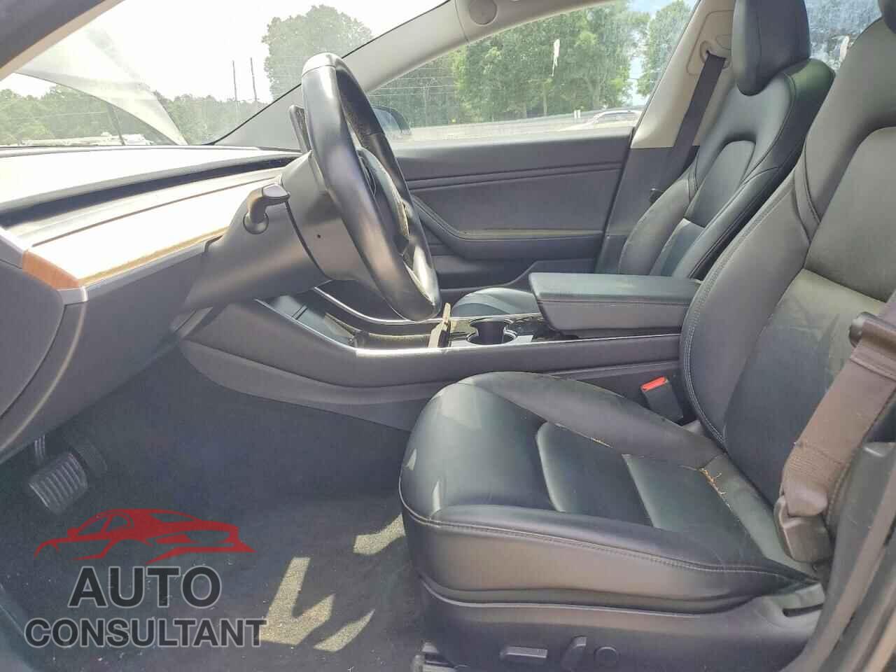 TESLA MODEL 3 2019 - 5YJ3E1EA4KF306578