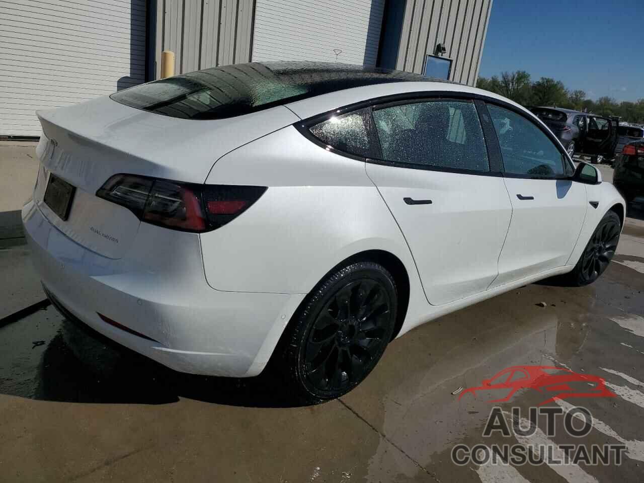 TESLA MODEL 3 2022 - 5YJ3E1EB0NF243122