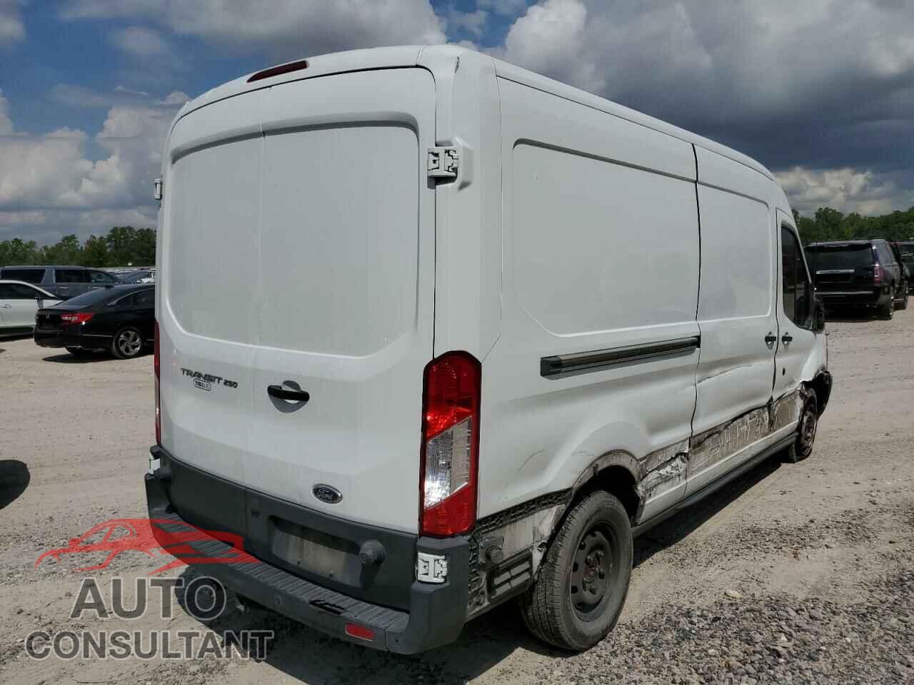 FORD TRANSIT 2016 - 1FTYR2CM3GKA20082