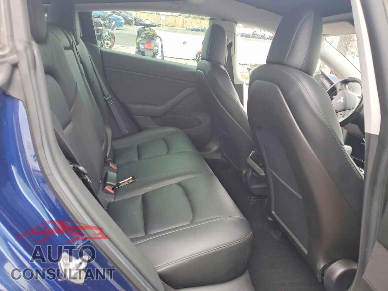 TESLA MODEL 3 2019 - 5YJ3E1EB6KF419876