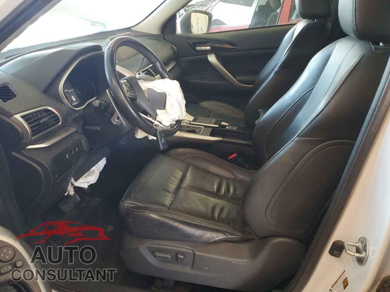 MITSUBISHI ECLIPSE 2019 - JA4AT5AA3KZ011339