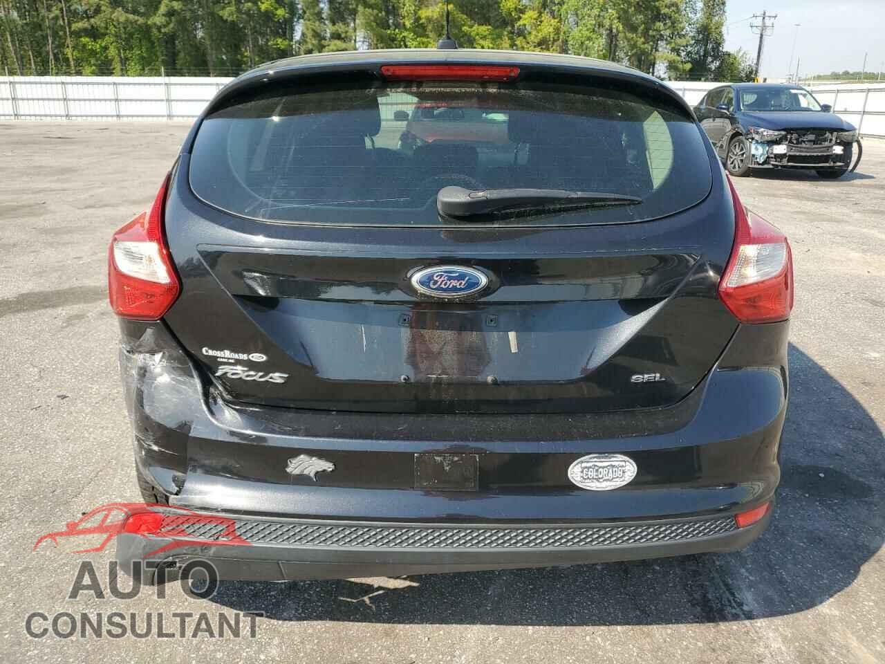 FORD FOCUS 2012 - 1FAHP3M22CL147845
