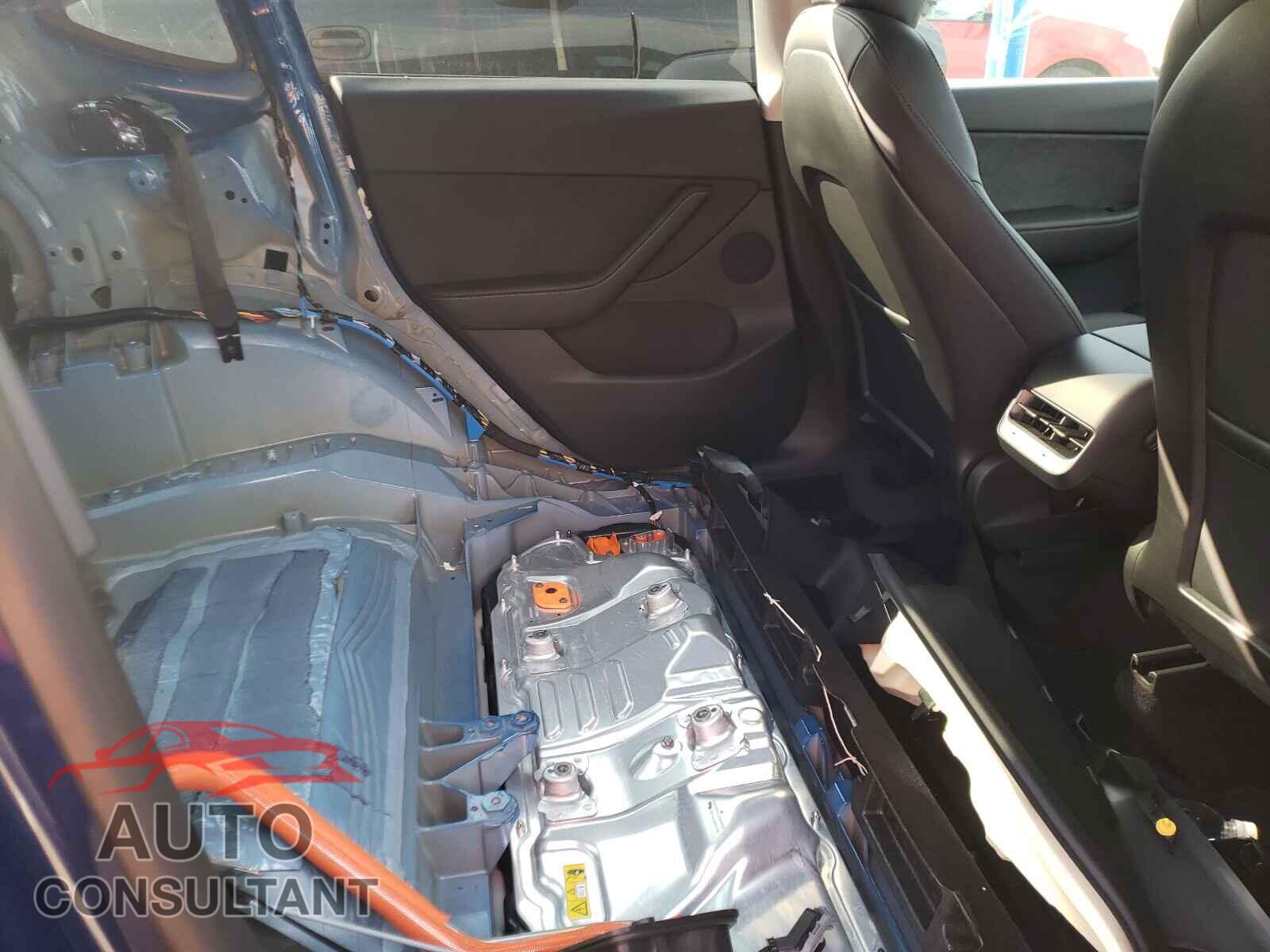 TESLA MODEL Y 2021 - 5YJYGDEEXMF188530