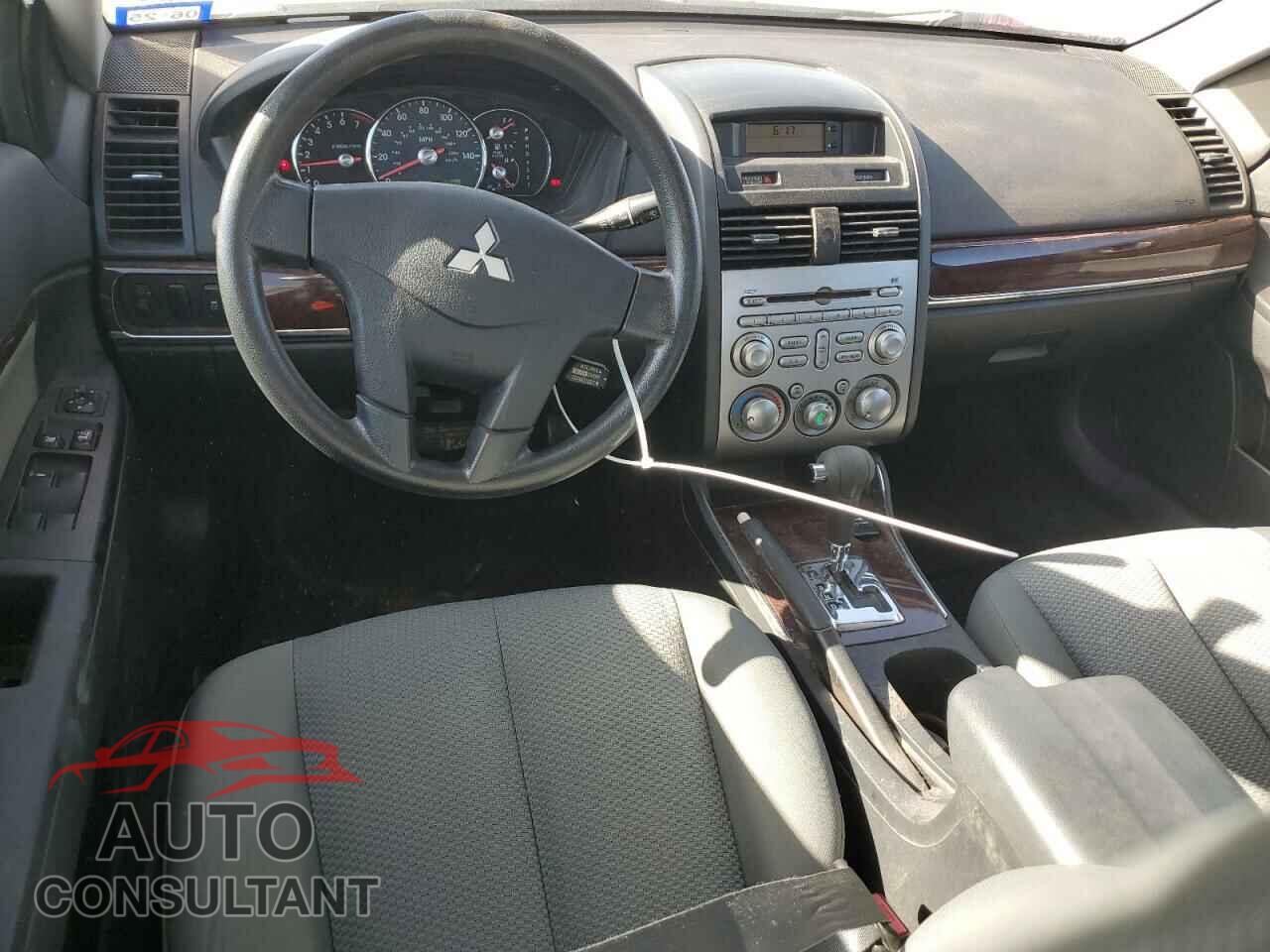 MITSUBISHI GALANT 2011 - 4A32B3FFXBE005404