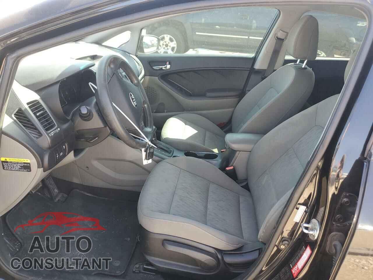 KIA FORTE 2015 - KNAFK4A67F5432785
