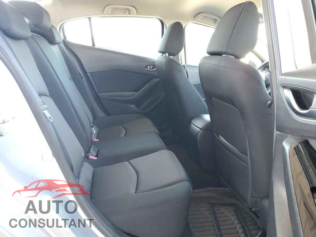 MAZDA 3 2017 - 3MZBN1U78HM134901